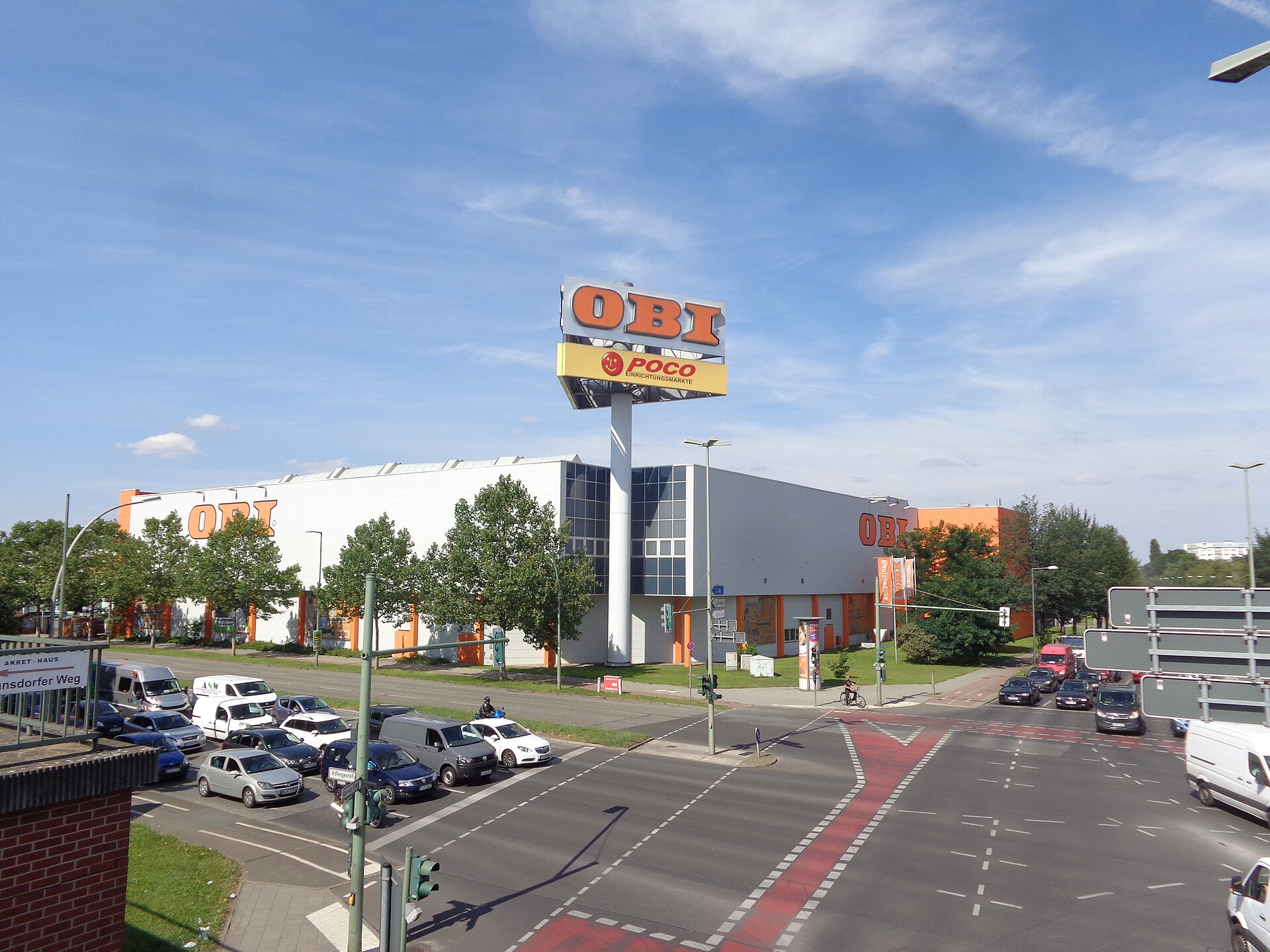 OBI hardware store in Berlin-Adlershof, Adlergestell 303, in August 2017.